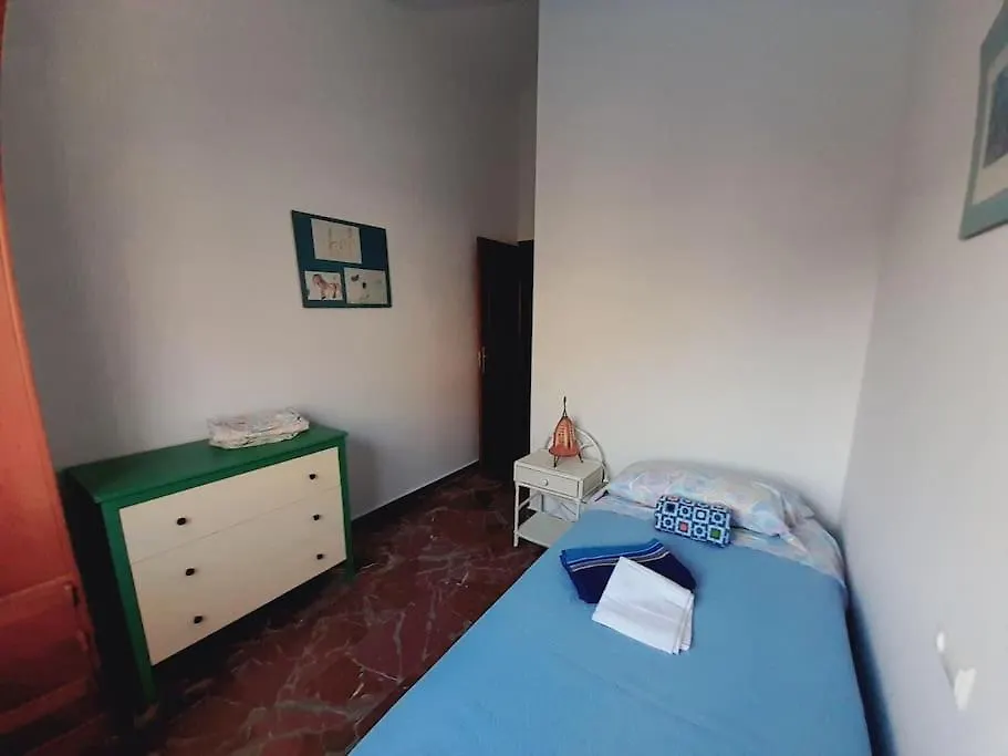 Apartment Renovated Townhouse Close To Center Almunecar